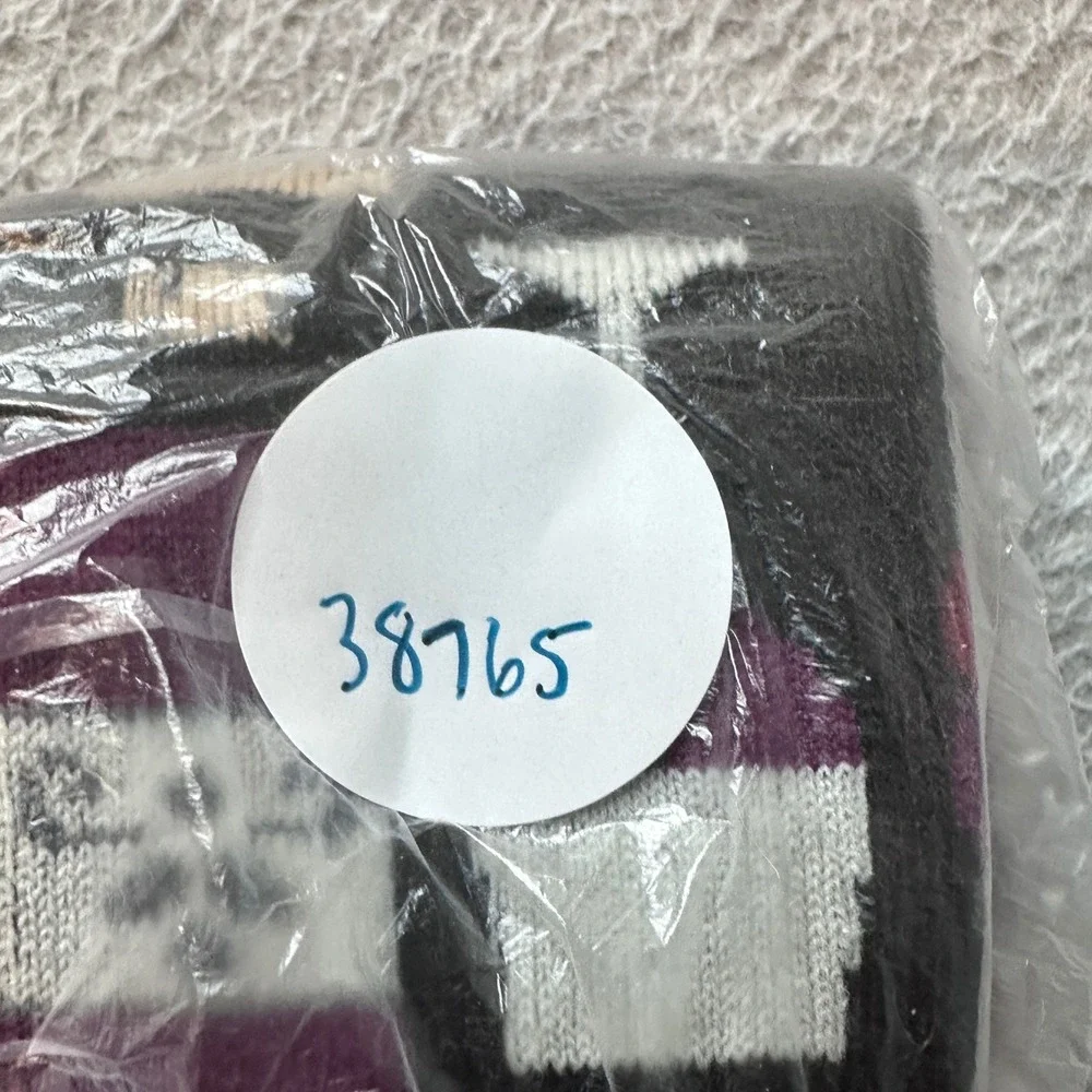 Hot Sox Socks Women 9-11 Black Wine Bottles Glasses Grapes Novelty Crew HO000153